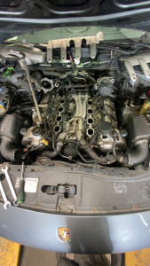 Photo de galerie - Remplacement démarreur Porsche cayenne S 