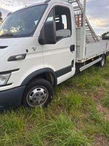 Photo de galerie - Bricolage et multi services