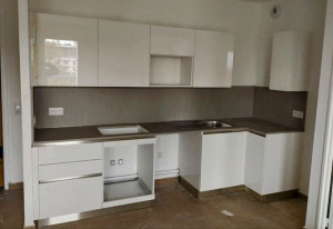 Photo de galerie - Pose d'une cuisine 