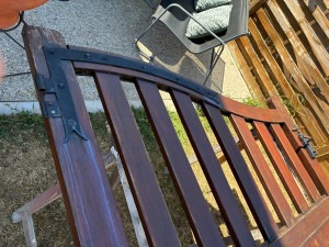 Photo de galerie - Rénovation d’un portail en bois