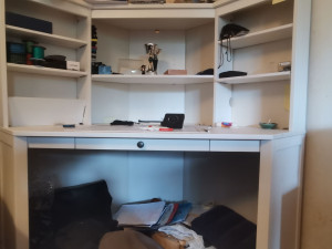 Photo de galerie - Montage bureau Ikea 