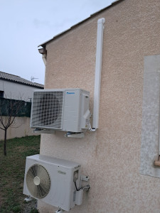 Photo de galerie - Installation climatisation. 