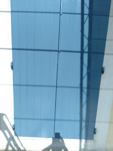 Photo de galerie - Fabrication et pose de volets bois 