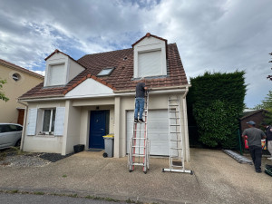 Photo de galerie - Pose de gouttière PVC