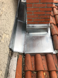 Photo de galerie - Pied de cheminée zinc neuf