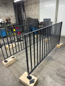 Photo de galerie - Mesure, conception, fabrication et pose de garde corps. N’hésitez pas à me contacter. 