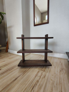 Photo de galerie - Fabrication étagère sur mesure
