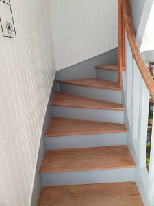 Photo de galerie - Remise au goût du jour pour cet escalier en bois 

