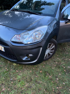 Photo de galerie - Remplacement par choc + peinture / Réparation aile + peinture