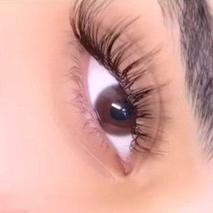 Photo de galerie - Extensions de cils 