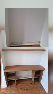 Photo de galerie - Fabrication d'un bureau et de son étagère 