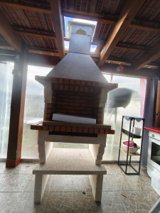 Photo de galerie - Installation d'un barbecue 
