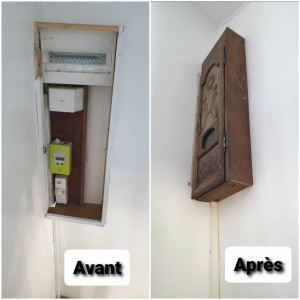 Photo de galerie - Transformation d'un tableau électrique visible en un coffret bois sur mesure. 