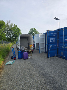 Photo de galerie - Acheminement de bien et meubles vers les box de stockage 
