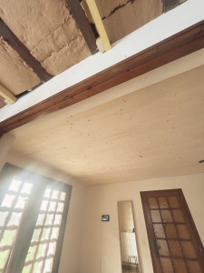 Photo de galerie - Remise à niveau et pose de lambris au plafond 