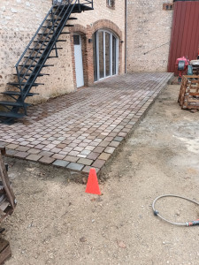 Photo de galerie - Terrasse pavé grès klenda 