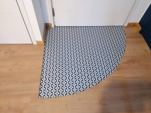 Photo de galerie - Pose de parquet flottant avec dégagement porte et déco