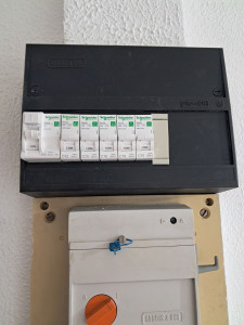 Photo de galerie - Mise aux normes tableau électrique. 