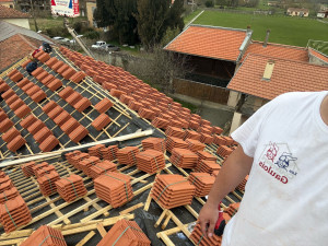 Photo de galerie - Changement de toiture, Tuiles Marseille