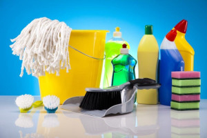 Photo de galerie - Nettoyage complet d’un appartement : dépoussiérage, aspiration, lavage des sols, nettoyage de la cuisine et de la salle de bain. Travail soigné et de qualité.