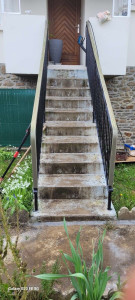 Photo de galerie - Début des travaux, nettoyage de l’escalier