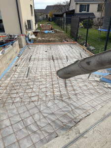 Photo de galerie - En train de couler les dalles, Beton