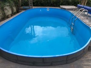Photo de galerie - Nettoyage, désinfection et remplissage piscine