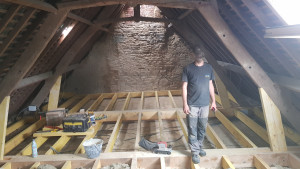 Photo de galerie - Réalisation d'un plancher dans un grenier