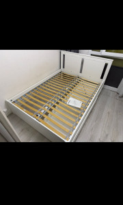 Photo de galerie - Cama Ikea 160x200 cm con 4 cajones