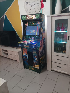 Photo de galerie - Voici une de mes créations. Une borne d'arcade sur mesure réalisée de A a Z
