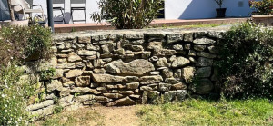 Photo de galerie - Re-maçonnage d’un mur effondré 