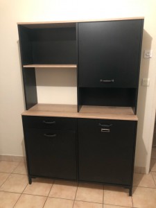Photo de galerie - Joli buffet de cuisine 