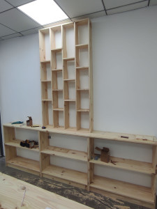 Photo de galerie -  Étagères.
