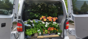 Photo de galerie - Transport de fleurs , terreaux 