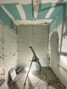 Photo de galerie - Pose d’un 60x120 effet marbre en Faïence 