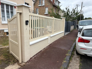 Photo de galerie - Rénovations et mise en peinture extérieur 