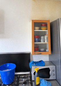 Photo de galerie - Nettoyage de graisse, de mur d’une cuisine