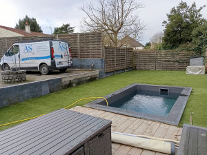 Photo de galerie - Entretien piscine