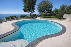 Photo de galerie - Nettoyage terrasse + entretien piscine 