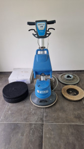 Photo de galerie - Bricolage et multi services