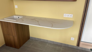 Photo de galerie - Découpe/installation plan de travail/evier