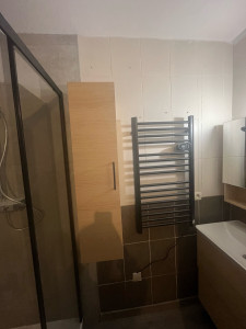 Photo de galerie - Installation du sèche serviette