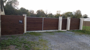 Photo de galerie - Portail construit sur mesure 