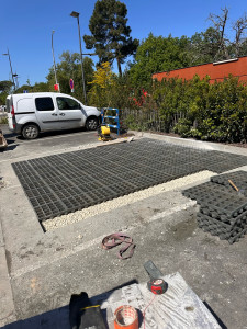 Photo de galerie - Pose pavé abris vélo 