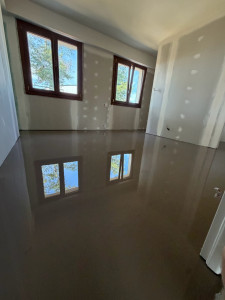 Photo de galerie - Ragreage chambre
