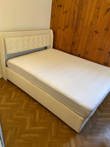 Photo de galerie - Montage d’un lit lumineux