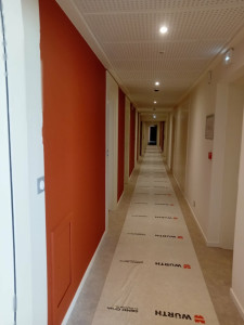 Photo de galerie - Couloir peint