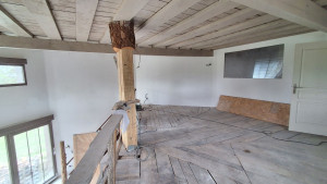 Photo de galerie - Traitement des joints, application d'enduits et application de sous-couche avant peinture. Hauteur de 2,5 à 11m sur 240 m².