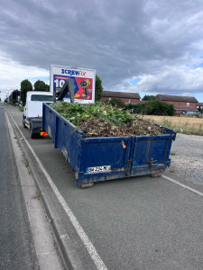 Photo de galerie - Location de bennes 3 à 6m3 pour gravats végétaux dib encombrants ect….. 0610594480