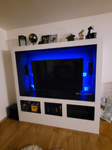 Photo de galerie - Fabrication d un meuble tv encastré en placo